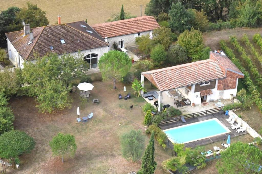 Le Refuge Confortable Gite Avec Terrasse Villa Castelnau-sur-l'Auvignon Exterior photo